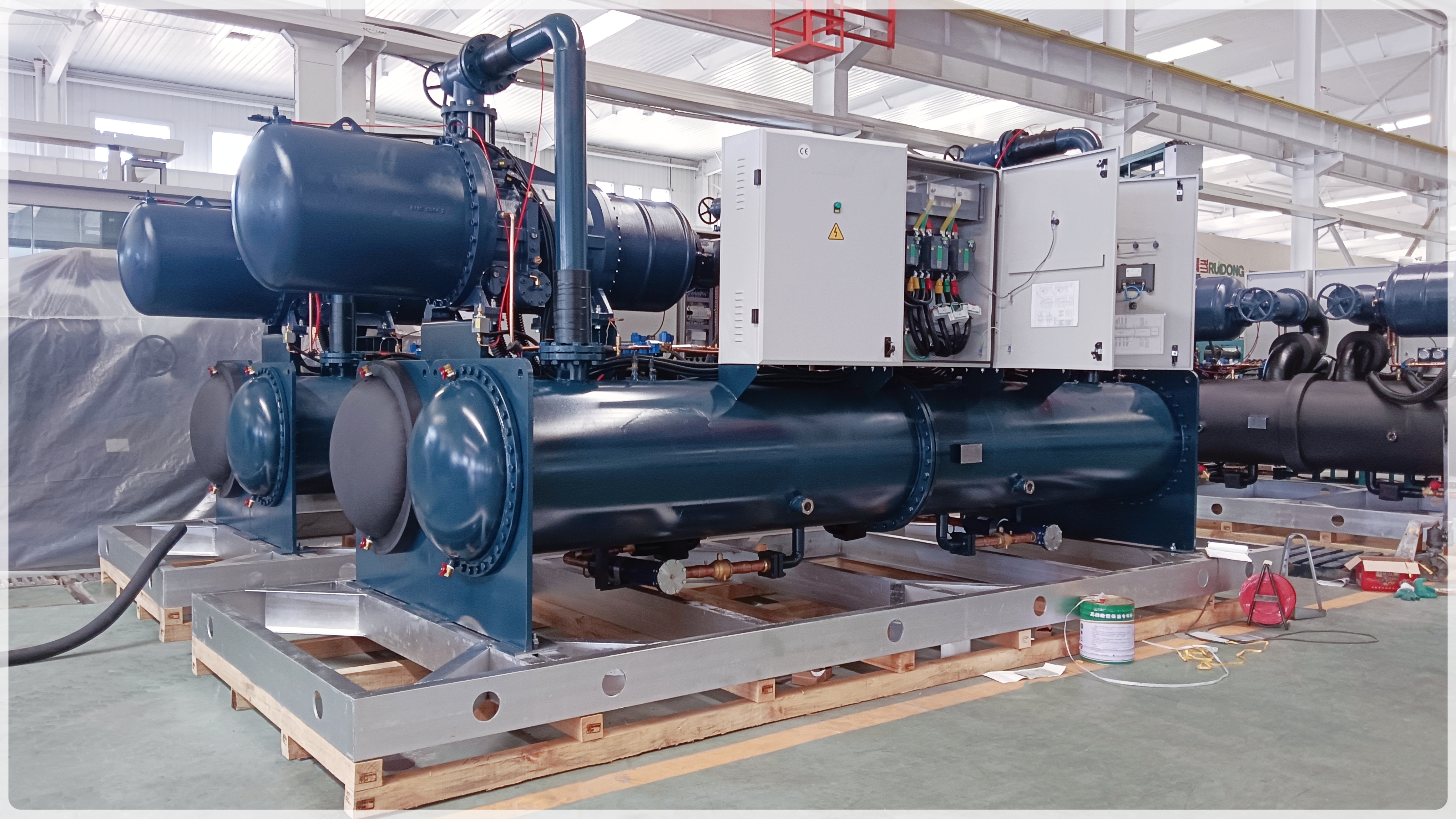 Figure 2- Water-cooled screw unit
