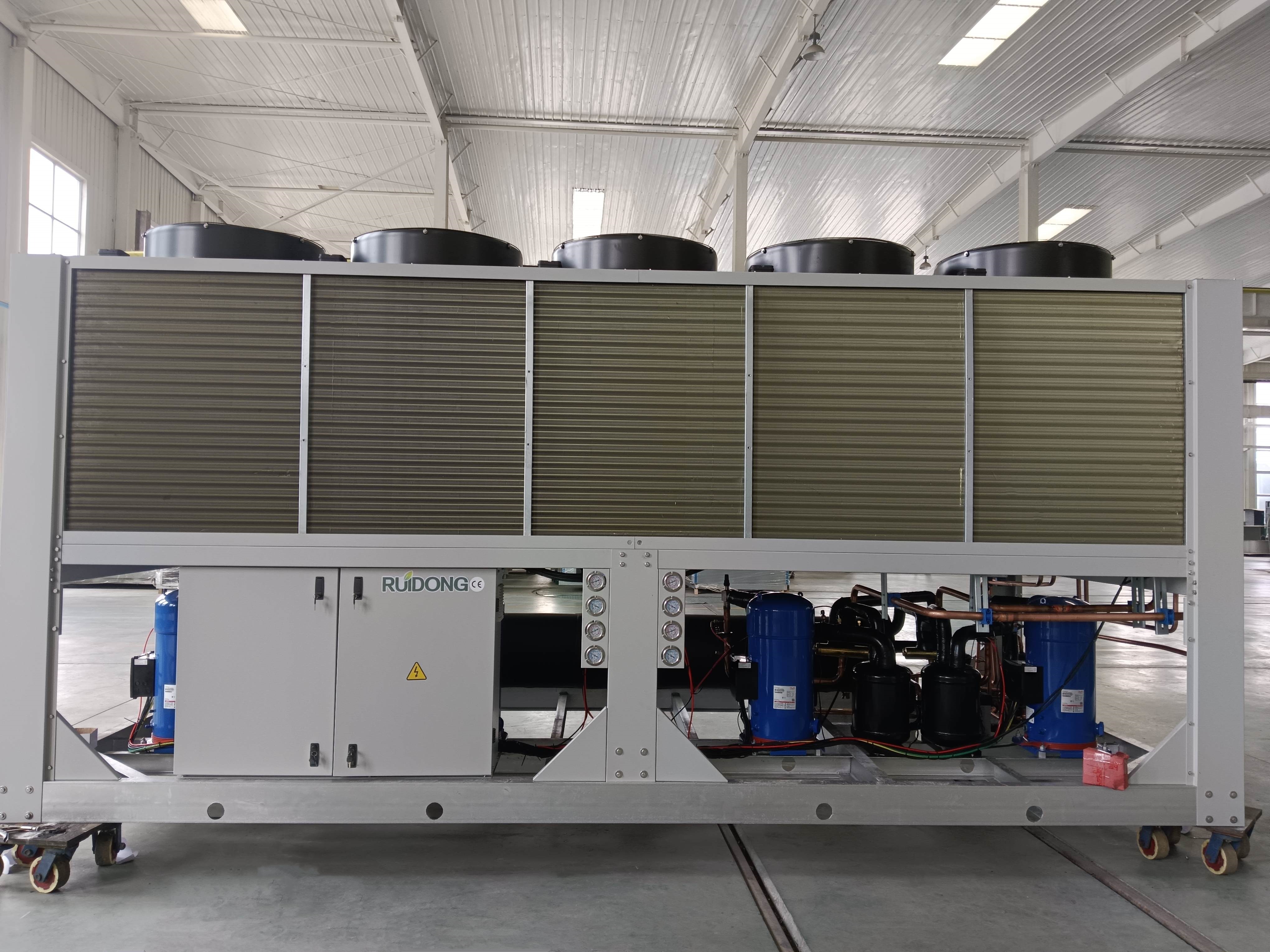 1-Air-cooled scroll chiller with high anti-corrosion level.jpg